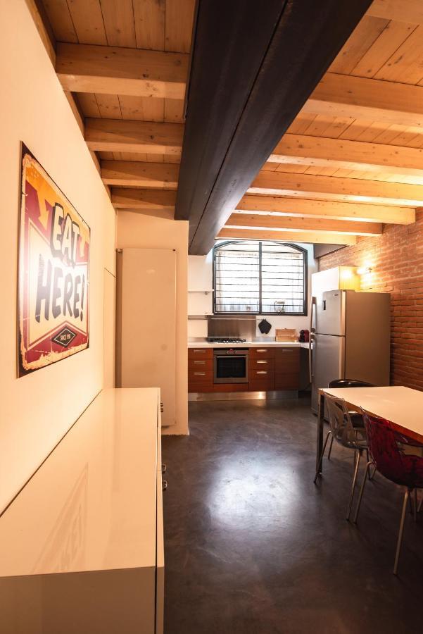 Luxury Industrial Apt Vicino Al Centro Con Garage Brescia Luaran gambar